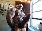 MUSCLEEDDIE