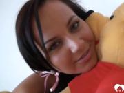 Hot solo chick likes to masturbate for you