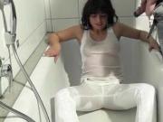 Glamour Bitch Pee With Boyfriend 001