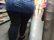 Monster Ass jiggle jiggle candid