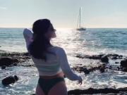 Ariel Winter has a great ass