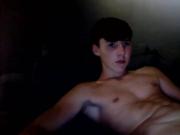 selfsucks while friends in room