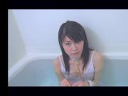 FUJII Sarah bathing