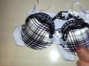 Cum tartan bra