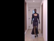 Rubber-Devotion in purple dress