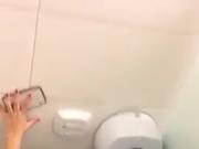 Amateurs fucking in toilet at club