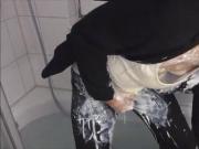 Wet Messy Pee Cum im Anzug