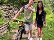 Tourists Accidentally Flashed Their Pussies to Strangers and Got Fucked in Nature