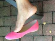 Guyanese woman flats dangle