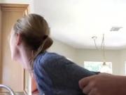 Hanneke in de keuken geneukt