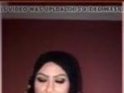 Sexy Arabic showing boobs in webcam