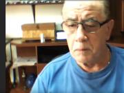 Abuelo me la muestra en webcam