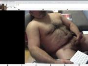 HOT BRAZILIAN DADDY ON CAM