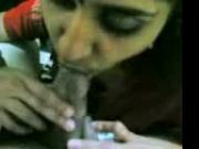 mallu girl giving blowjob and making him cum