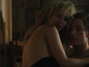 Juno Temple - Vinyl s1e09