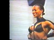 Lenda Murray: Ms Olympia Muscle FBB Sexy Posedown - Ameman