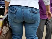 Candids delicious ass milfs shaking in tight jeans