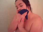 Sexy BBW Takes a Shower