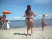 bikini dancing