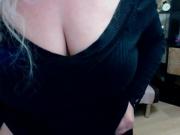 SonyaHot Busty Blonde On Webcam