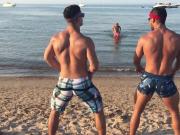 twerkin at the beach gymbunnies