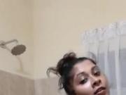 Sri lankan wife leak bathroom