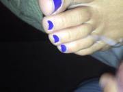 purple toes cumshot