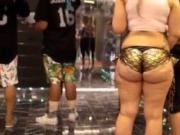 Super jiggly cellulite pawg rave booty