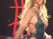 Britney Spears - Las Vegas 2-01-17 nipple slip