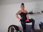 Sissys Hurenarsch XXLFick