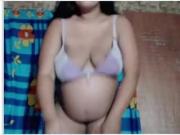 Pregnant Filipina