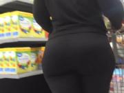 Sexy MILF Wide Hips VPL Candid Quickie