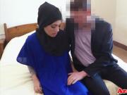 Amateur muslim beauty paid for sex on camera