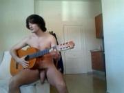 CANTANDO DESNUDO