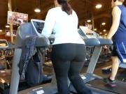 Candid ass gym booty