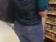 Candid tall white Latina booty at Big Lots