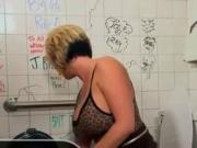 curve blonde milf-amateur