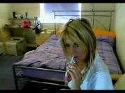 blonde amateur masterbating