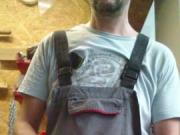 Blw his wad in the garage