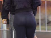Candid ass - This girl got such a perfect ass on her!