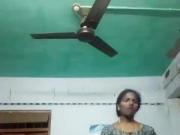 Tamil housewife video chatting part 1