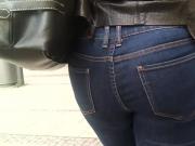another hot girl in jeans with bubble ass