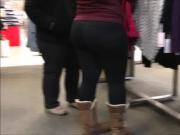 19yr old pawg Kim vpl shopping with Grandma