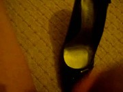 Cumming on girlfriend high heels 