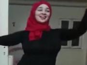 Hijab girl dancing