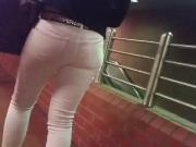 Hot girl in white jeans with jiggly candid ass HD