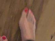 Redbone sexy toes