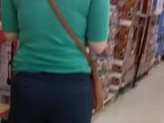 womans ass in thrift store