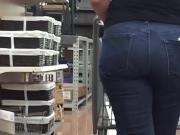 Slim Latina Sexy Ass Walking