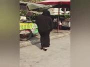 Hijabi girl down the street shaking her ass SLOW MOTION